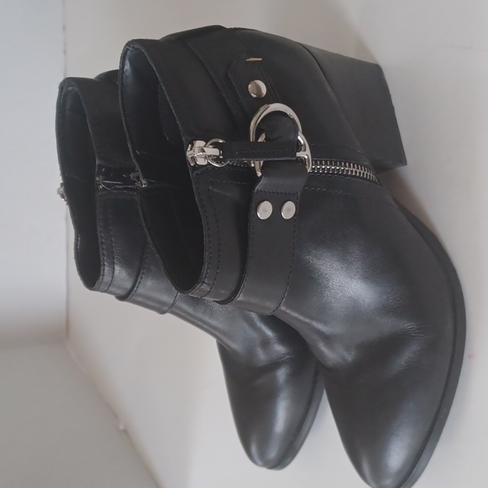 Marc Fisher Leather Black Moto Ankle Boots Heels Size 8